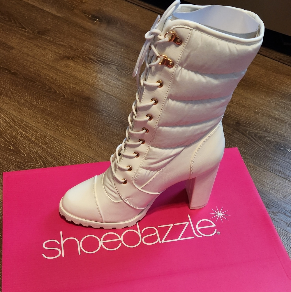 Shoe Dazzle New Size 11 Snow Bunny Boots Women's Sexy Warm Chunk Heel